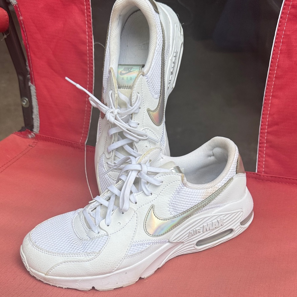 Nike Women's White and Silver Air Max Sneakers